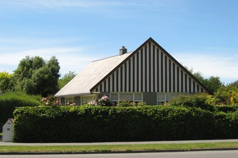 Photo of property in 80 Avonhead Road, Avonhead, Christchurch, 8042