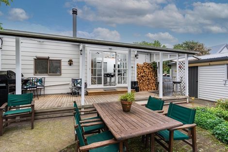 Photo of property in 242 Kimbolton Road, Feilding, 4702