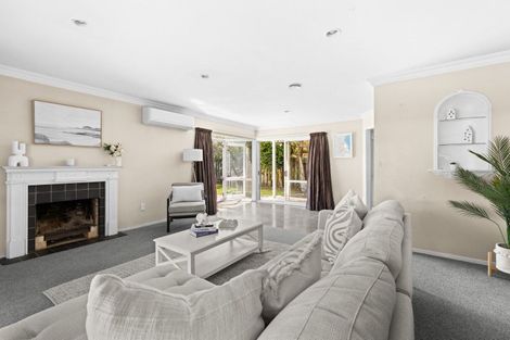 Photo of property in 37 Ngarimu Crescent, Taradale, Napier, 4112