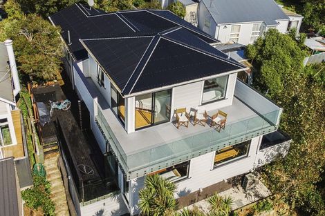 Photo of property in 38 Mortimer Terrace, Aro Valley, Wellington, 6021