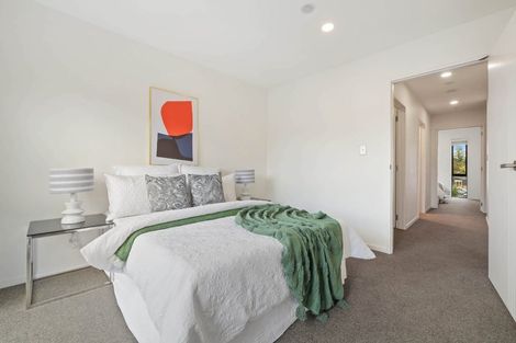 Photo of property in 7 Waru Lane, Te Atatu Peninsula, Auckland, 0610