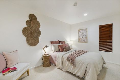 Photo of property in Metro Apartments, 4/220 Thorndon Quay, Pipitea, Wellington, 6011