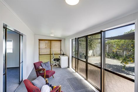 Photo of property in 4a Higgins Street, Marewa, Napier, 4110