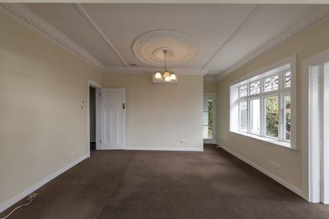 Photo of property in 14 Sugarloaf Road, Brooklyn, Wellington, 6021