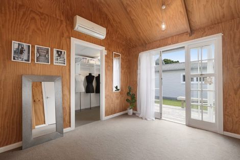 Photo of property in 32 Hinewa Road, Otumoetai, Tauranga, 3110