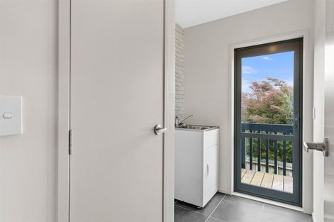 Photo of property in 10 Weka Street, Mangawhai, 0505