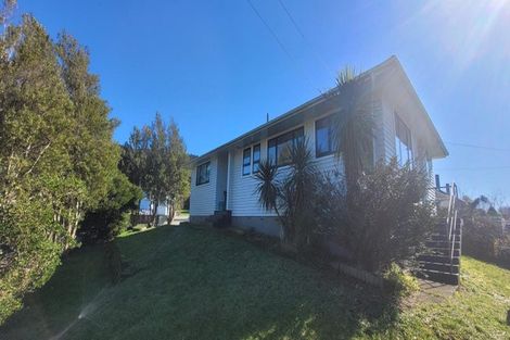 Photo of property in 54 Davidson Crescent, Tawa, Wellington, 5028