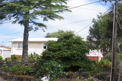 Photo of property in 9 Rerewai Place, Kelston, Auckland, 0602