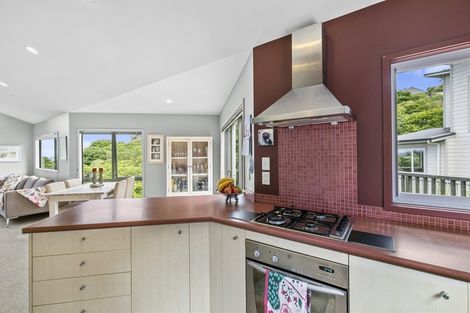 Photo of property in 51a Maungaraki Road, Korokoro, Lower Hutt, 5012