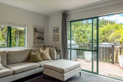 Photo of property in 12 Okoka Road, Omiha, Waiheke Island, 1081