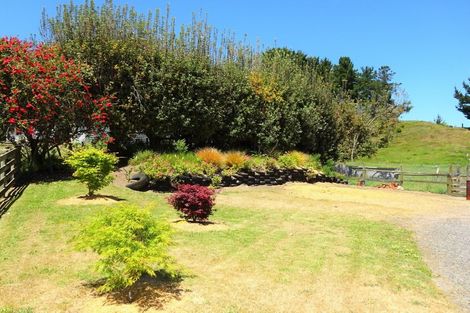 Photo of property in 170 Foxton Shannon Road, Foxton, 4893