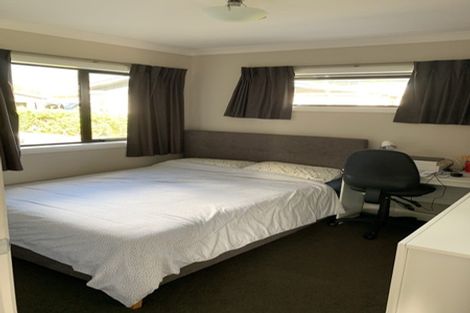 Photo of property in 16 Regent Street, Silverdale, Hamilton, 3216