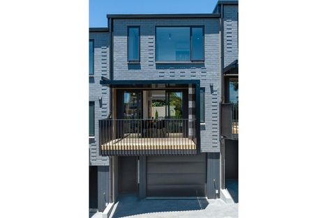 Photo of property in 3/30 Dudley Road, Mission Bay, Auckland, 1071