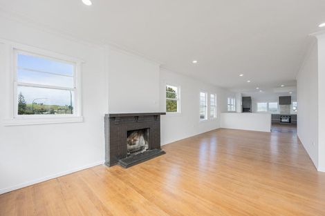 Photo of property in 241 Rodney Street, Wellsford, 0900