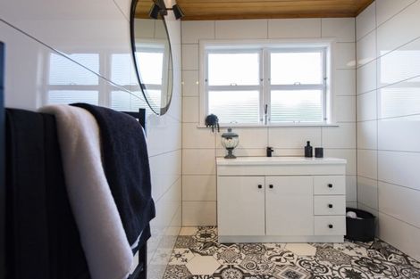 Photo of property in 29a Golf Road, Paraparaumu Beach, Paraparaumu, 5032