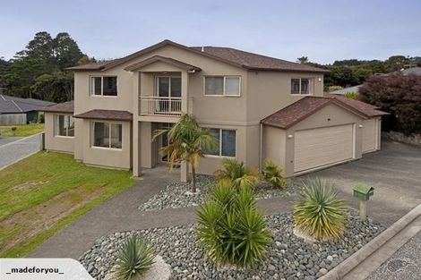Photo of property in 24 George Deane Place, Greenhithe, Auckland, 0632