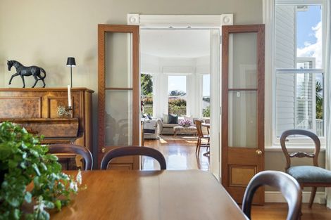 Photo of property in 6 Glade Place, Birkenhead, Auckland, 0626