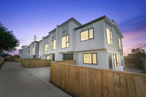 Photo of property in 24a Aurea Avenue, Pakuranga, Auckland, 2010