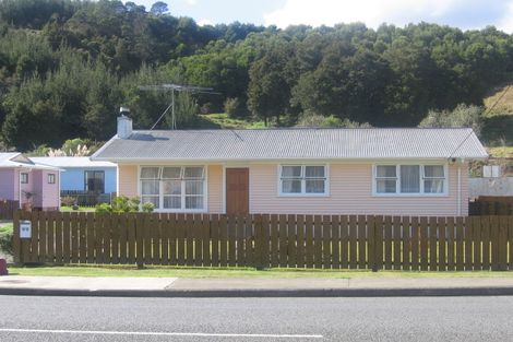 Photo of property in 99 George Street, Hikurangi, 0114