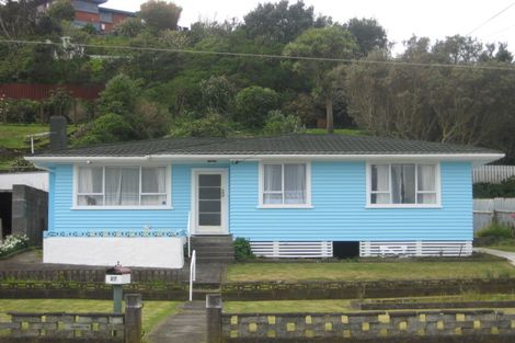 Photo of property in 27 Simons Street, Moturoa, New Plymouth, 4310