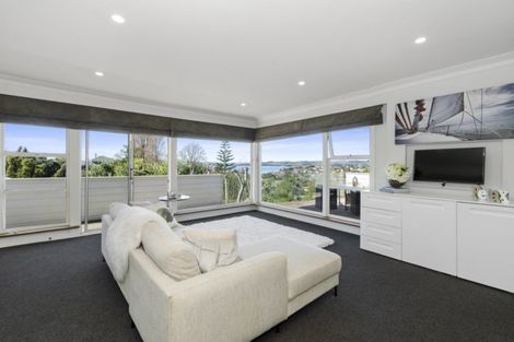 Photo of property in 52 Alexander Street, Cockle Bay, Auckland, 2014