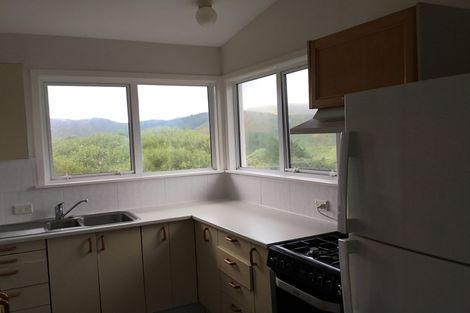 Photo of property in 17 Manitoba Place, Kingston, Wellington, 6021