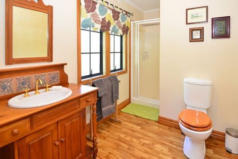 Photo of property in 64 Puhoi Road, Puhoi, Warkworth, 0994