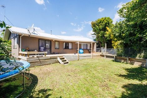 Photo of property in 4 Newland Court, Palmerston North, 4410