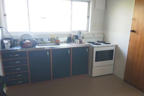 Photo of property in 3-4/37 Wood Street, Takaro, Palmerston North, 4410