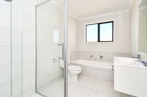 Photo of property in 32 Korowhiti Road, Clarks Beach, 2122