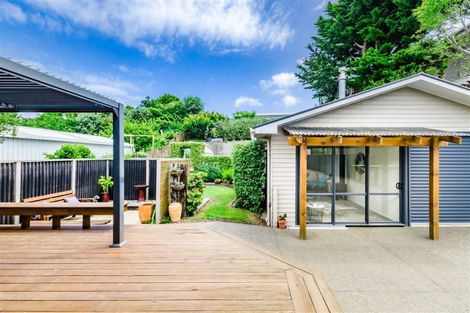 Photo of property in 10 Dale Road, Raumati South, Paraparaumu, 5032