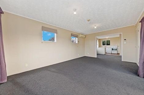 Photo of property in 5 Sophora Place, Parklands, Christchurch, 8083