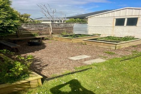 Photo of property in 16 Hyde Street, Clifton, Invercargill, 9812