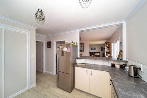 Photo of property in 14 Mount View Place, Spotswood, New Plymouth, 4310