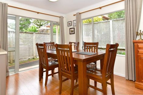 Photo of property in 26 Amherst Place, Albany, Auckland, 0632