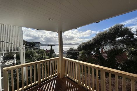 Photo of property in 10a Oriental Terrace, Mount Victoria, Wellington, 6011