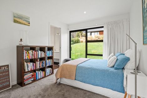 Photo of property in 11 Mckellar Drive, Jacks Point, Queenstown, 9371