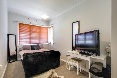Photo of property in 85 Latham Street, Marewa, Napier, 4110