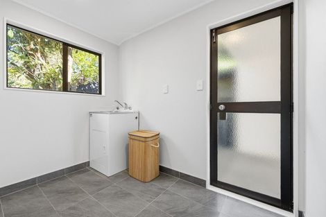 Photo of property in 2 Seaford Place, Murrays Bay, Auckland, 0630