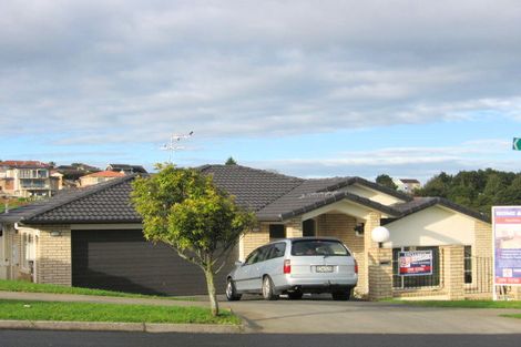 Photo of property in 36 Vireya Court, Goodwood Heights, Auckland, 2105