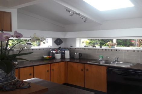 Photo of property in 2/31 Telstar Place, Beach Haven, Auckland, 0626