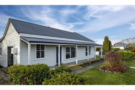 Photo of property in 209 Talbot Street, Geraldine, 7930