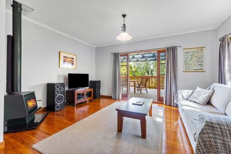 Photo of property in 132 Hinau Road, Waimauku, 0881