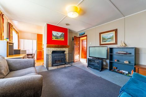 Photo of property in 63 Peel Street, Geraldine, 7930