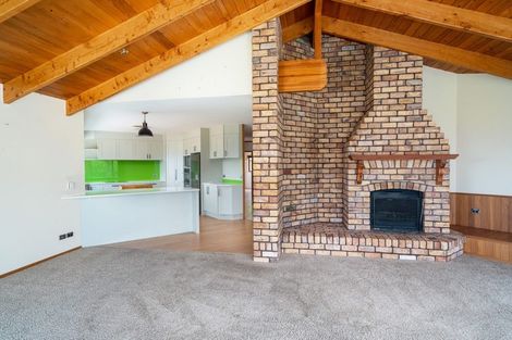 Photo of property in 46 Blue Ridge Drive, Acacia Bay, Taupo, 3385