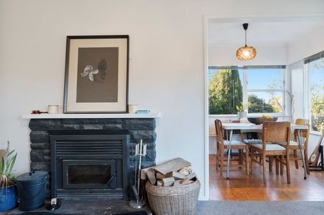 Photo of property in 60 Hilling Street, Titirangi, Auckland, 0604