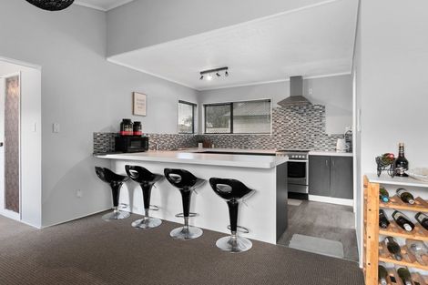 Photo of property in 102a Eversham Road, Mount Maunganui, 3116