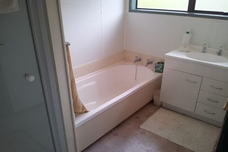 Photo of property in 34 Vandeleur Avenue, Birkdale, Auckland, 0626