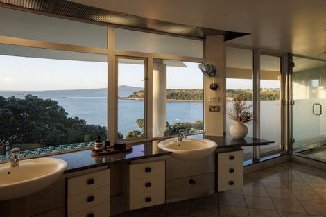 Photo of property in 31 Paritai Drive, Orakei, Auckland, 1071