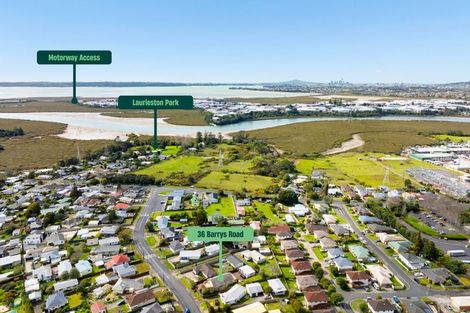 Photo of property in 36 Barrys Road, Glendene, Auckland, 0602